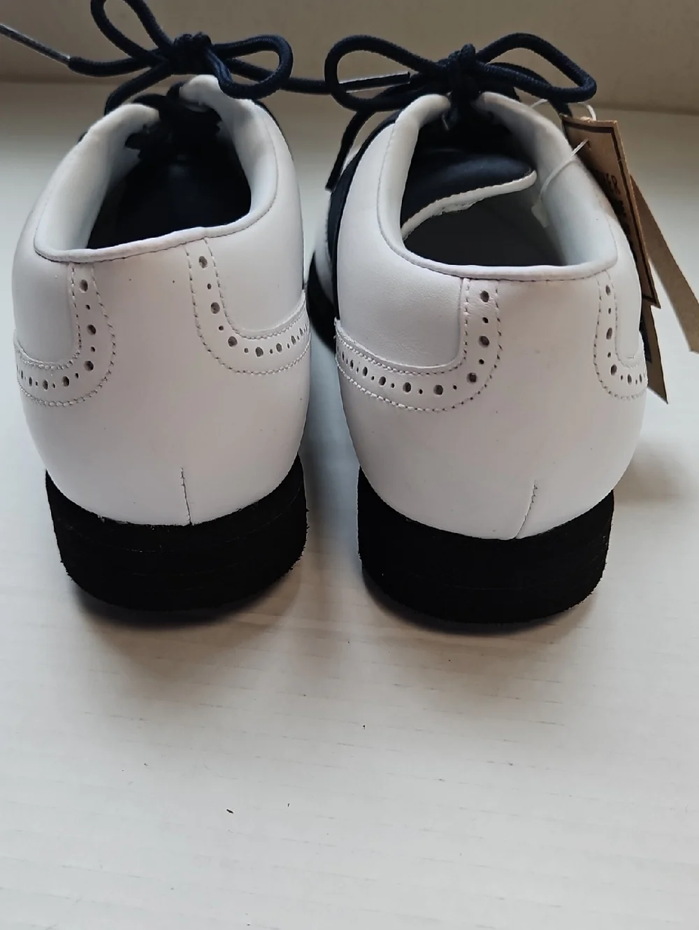 Nike Youth Golf Shoes, NWT, Size 6